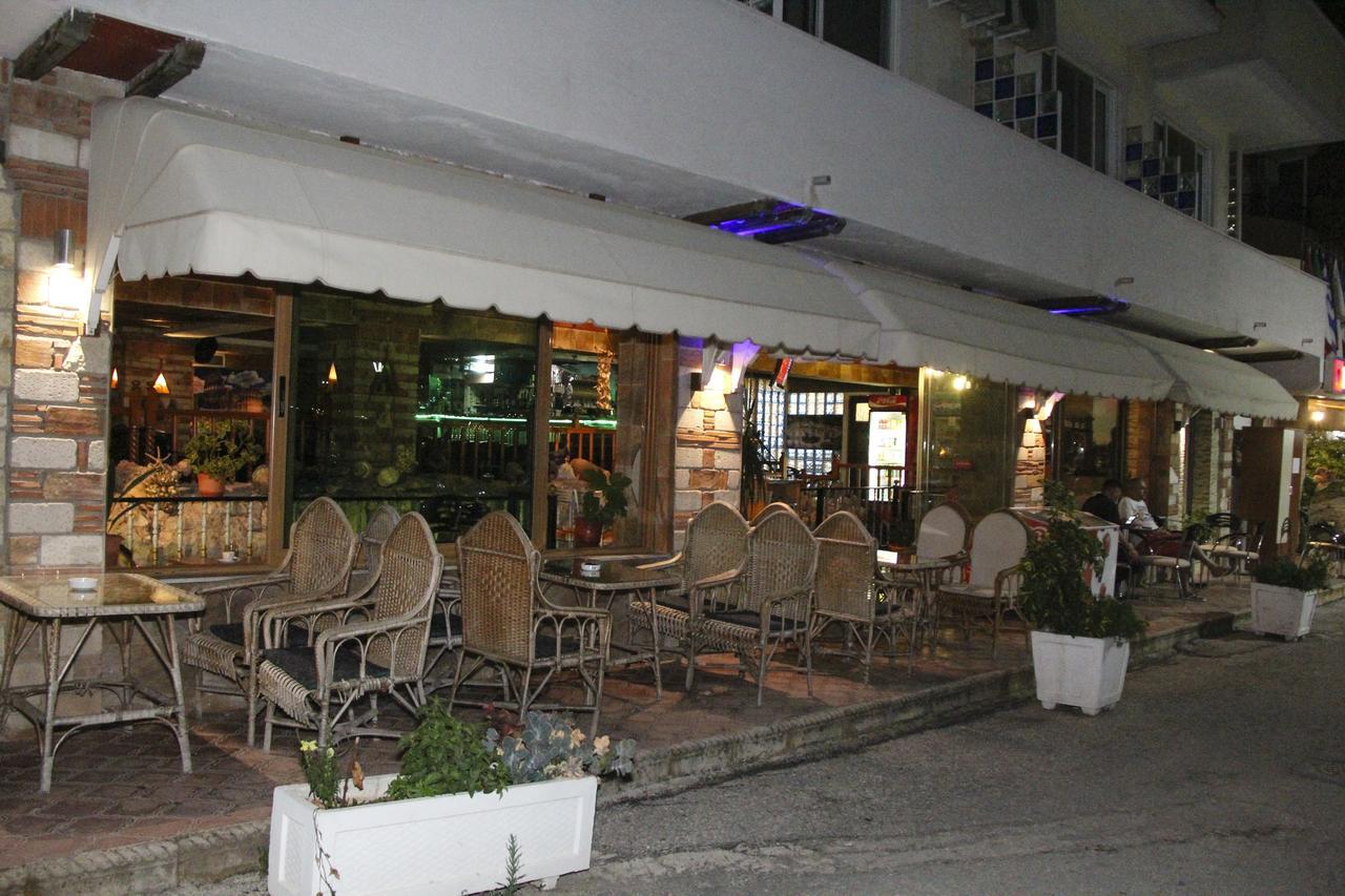 Republika Hotel Sarande Exterior photo
