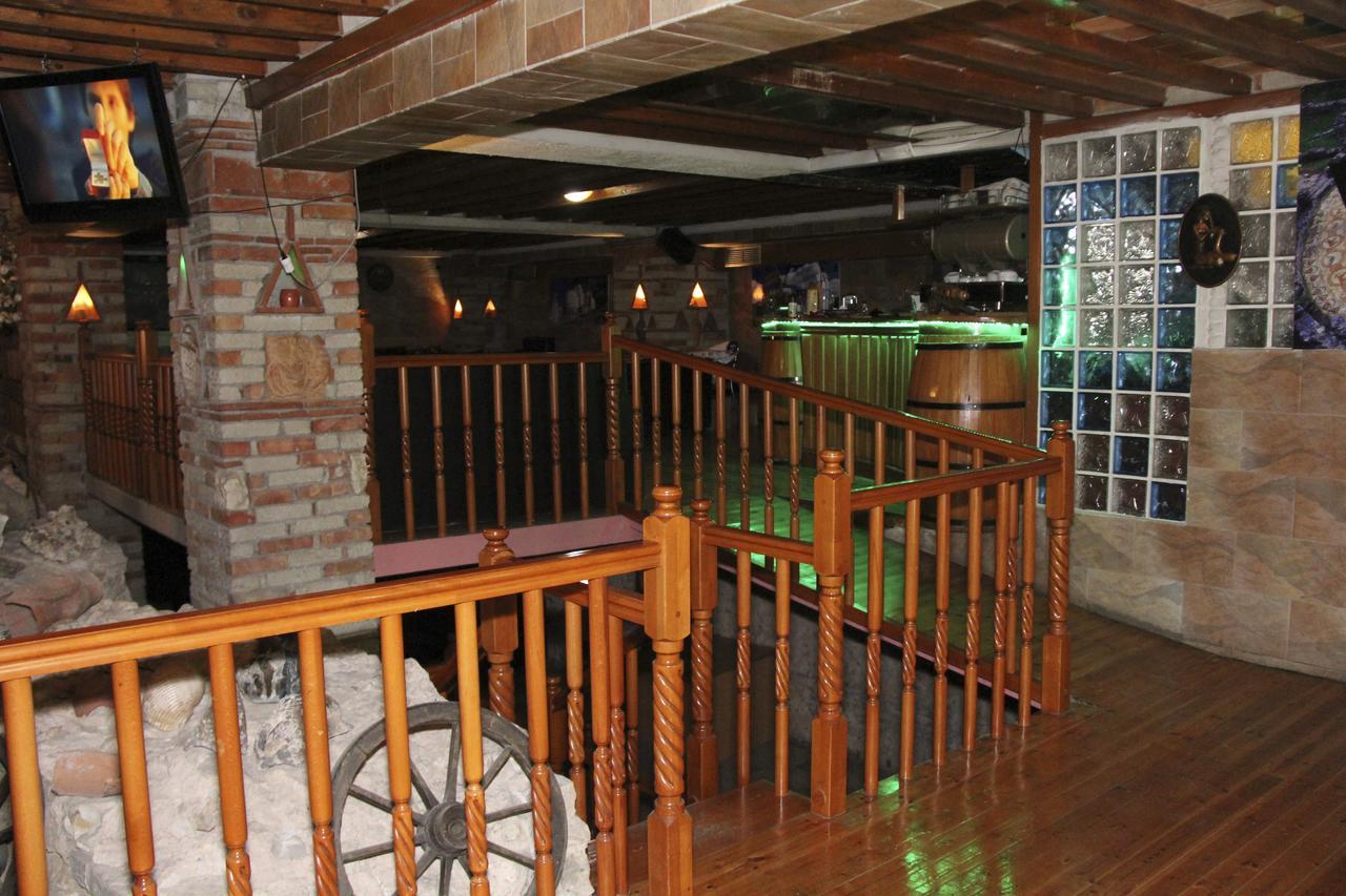 Republika Hotel Sarande Exterior photo
